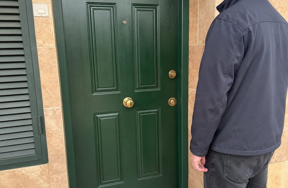 Apertura de puerta en Rafelbunyol